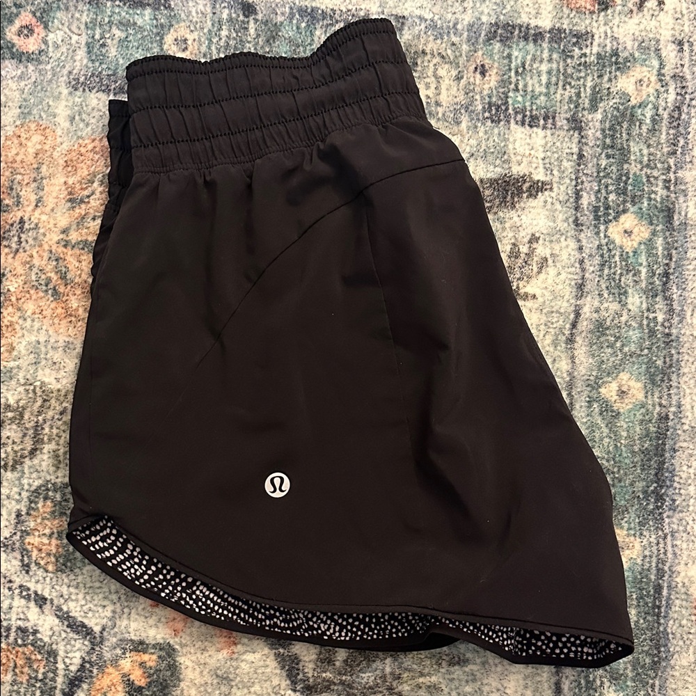 REVERSIBLE Black and White Lululemon Shorts - Picture 3 of 3